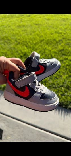 Baby shoes