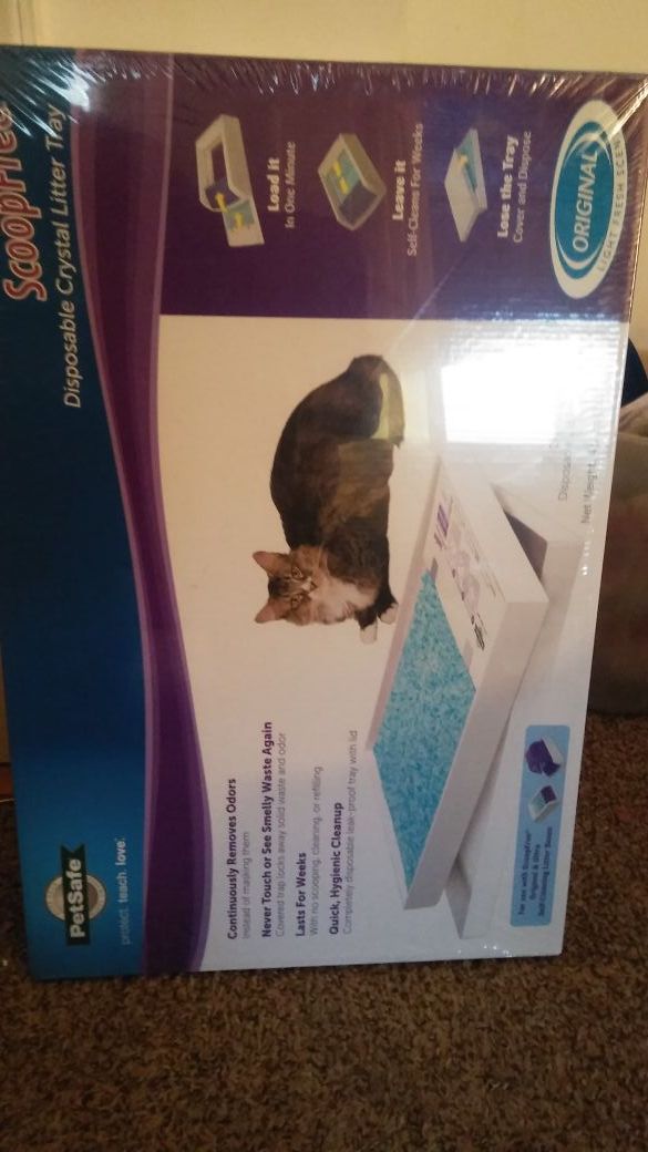 ScoopFree disposable litter tray