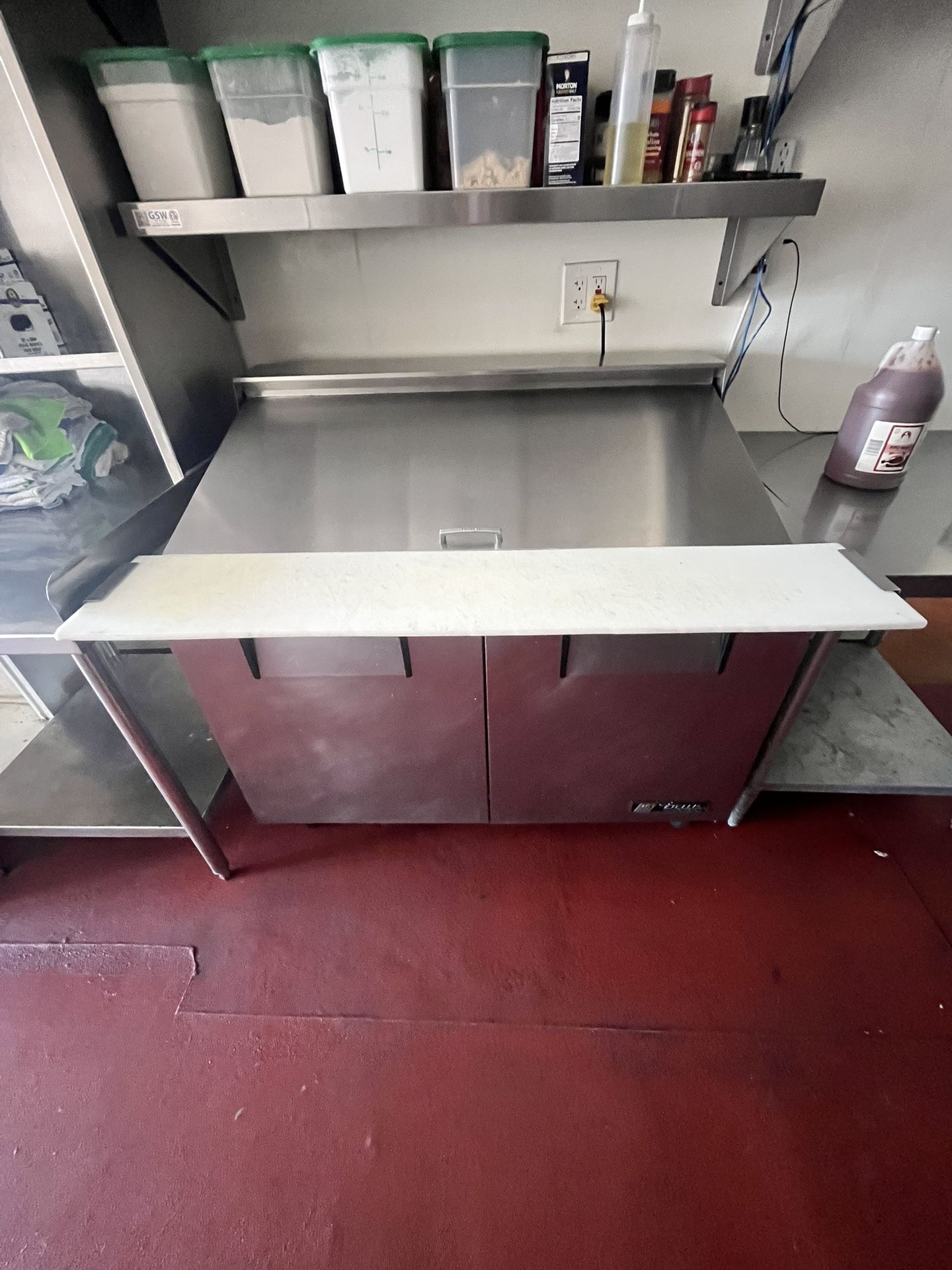 Salad And Sandwich Prep Table