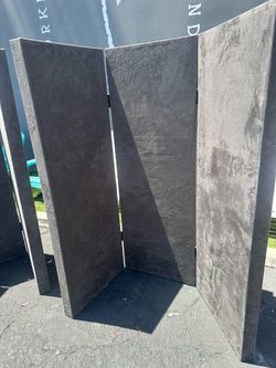 Partitions 6’x8’ FREE