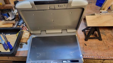 Roof mount flip down tv screen 25 inch
