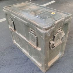 WWII US Navy Ammo Box