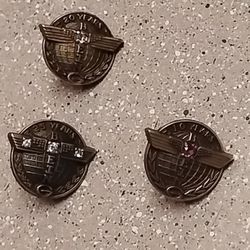 Boeing 10/20/25 Year Pins – Gold-Filled – Shoreline WA