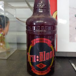 HBO True Blood O-Positive Tru Blood Orange Vampire Drink Glass Bottle New Sealed