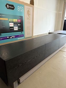 Extendable TV Stand
