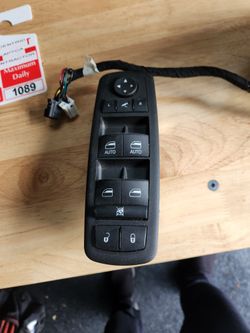 2019-2024 Ram 1500 Driver Side Controls