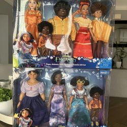 Disney Encanto Doll Set 