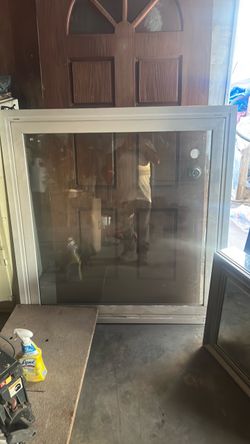 Trimmed window