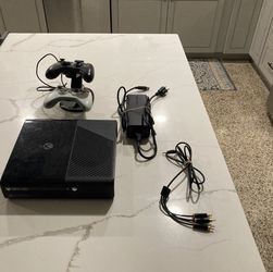 Xbox Bundle 360 That Comes With 16 Games