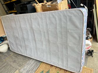 Free twin boxspring
