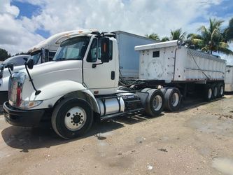2012 International 8600 Mac Trailer