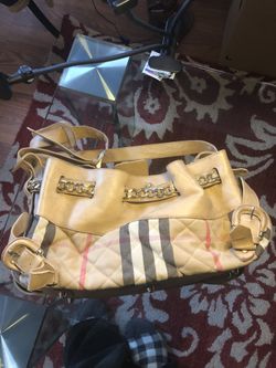 Genuine Burberry handbag. Very good condition