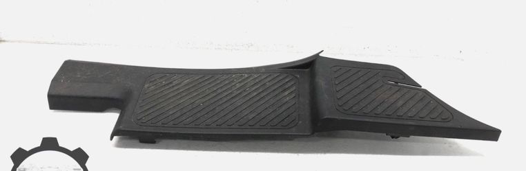 2020 Ford explore rear right trim
