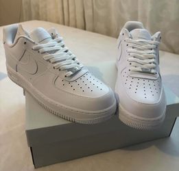 New Nike Air Force 1 Sizes 8,8.5,9.5,10 & 11