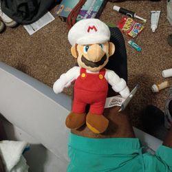 Super Mario Fire Mario Plush Stuffed Doll Toy 9” NWT