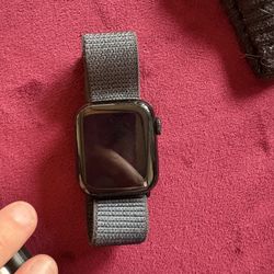 Apple Watch SE