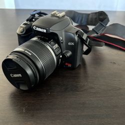 Canon Rebel Eos Xs & 18-55mm lens 