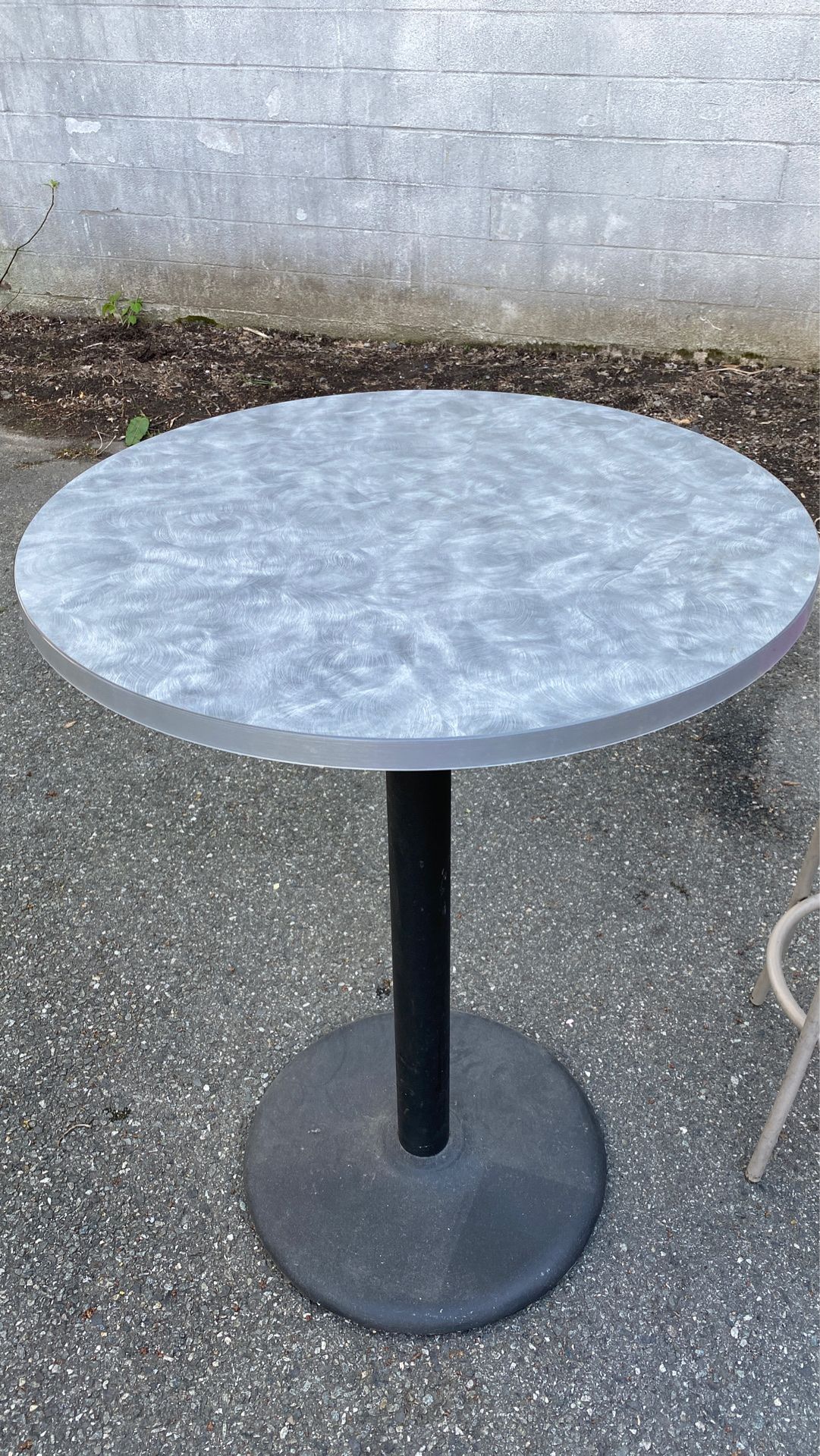 Bar High Table Round Pewter Metamine