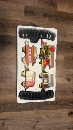 Vintage Train set- electric-Hotel Hilton