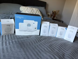 Ring 5 Piece Alarm System With Extras (and a bunch of other ring stuff)