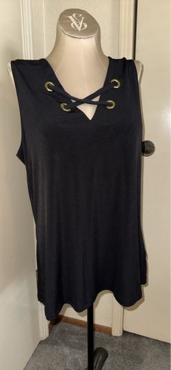Brand new Michael Kors women’s sleeveless lace-up V-neck top   (Large)