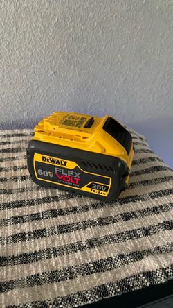 DeWalt 60 V battery
