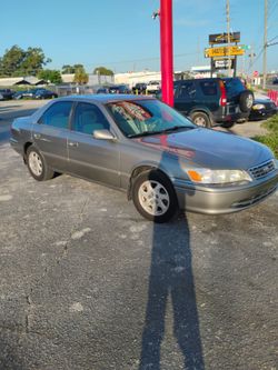 2000 Toyota Camry