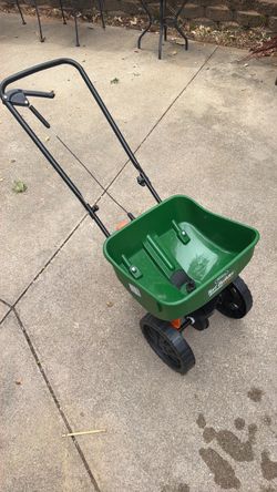 New Scott’s Spreader. S.W.Arl.