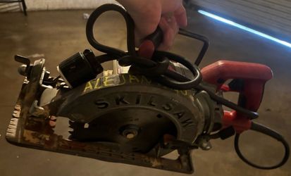 SKILSAW 7-1/4” Worm Drive Circular Saw 15 Amp Tested Working