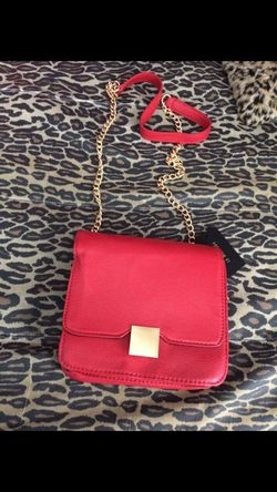 New red messenger bag