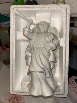 Gabriel statue
