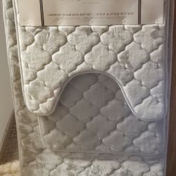 2 Brand New Sets ..  Memory Foam  Bath Mats  Both for $30 Or $15 Each
