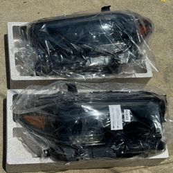 2016-2023 Toyota Tacoma  headlights 