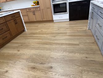 Luxury vinyl plank flooring floating locking SPC