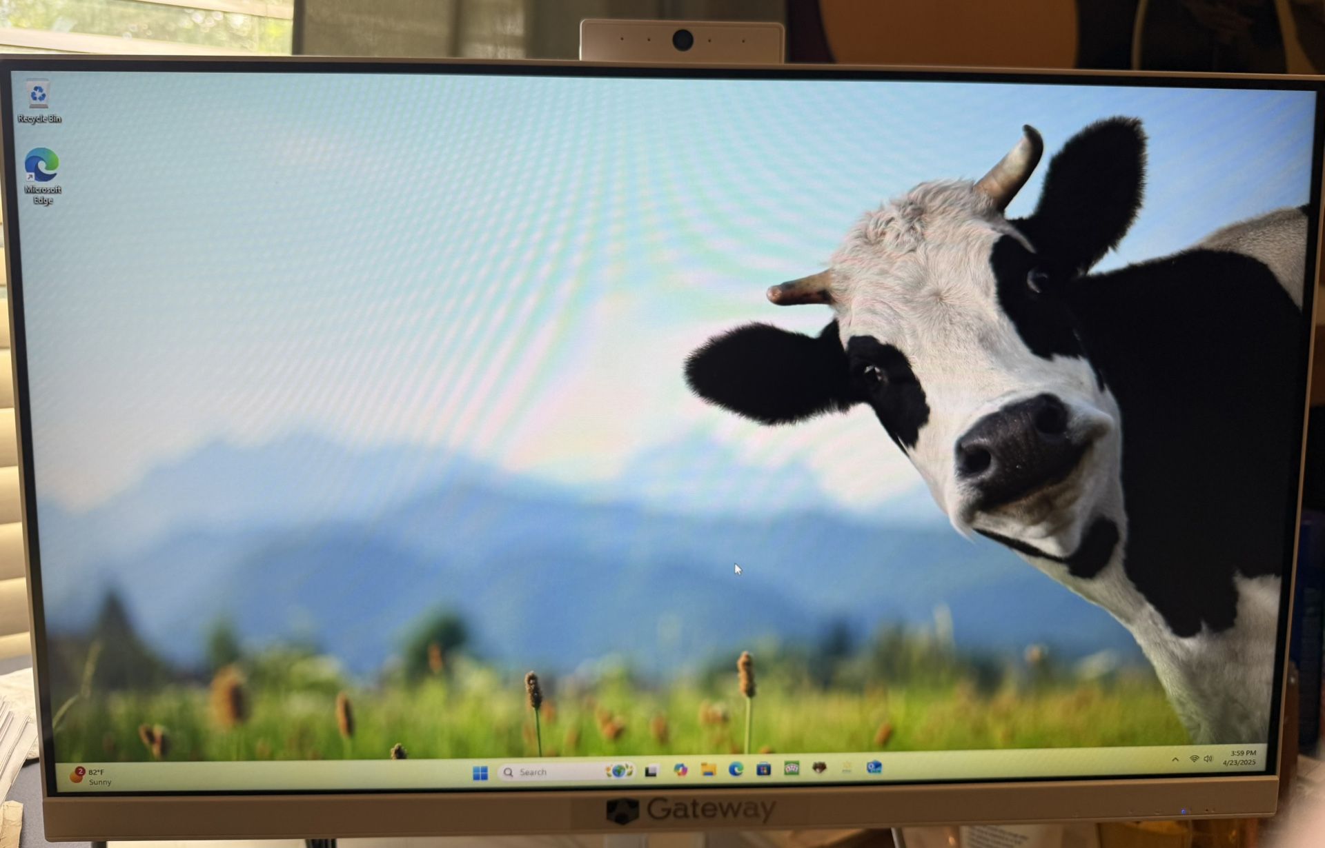 Gateway Desktop 24 Inch Screen Windows 11 Home