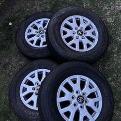 2025-2024 Toyota Tacoma Wheels And Tires 