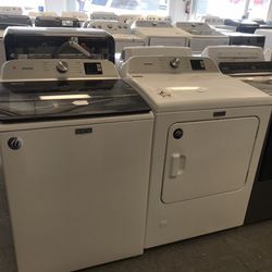 Maytag- washer And Dryer Combo