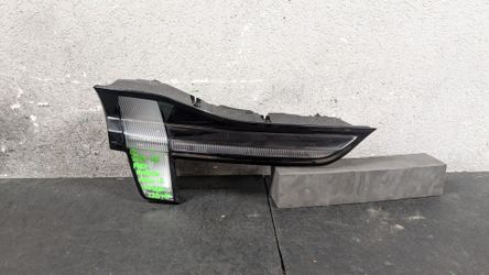2021-2022-2023-2024-2025 FORS MUSTANG MACH-E LEFT INNER LAMP OEM USED #10113