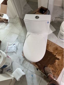 Compact toilet