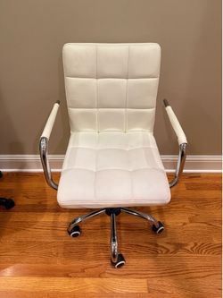 Modern White Rolling Office Chair – Faux Leather
