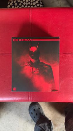 MEZCO THE BATMAN