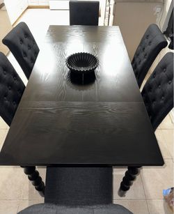 Dining table set (Best offer! Not free)