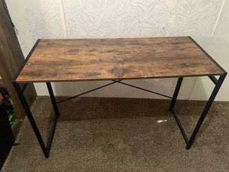 Foldable desk