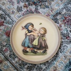 M.J. Hummel Anniversary Plate "Spring Dance" 1980