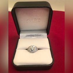 Jenlari cocktail ring size 6