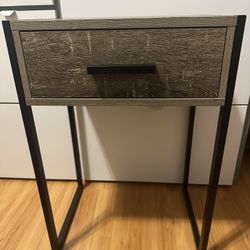 Weathered Brown End/Bedside Table
