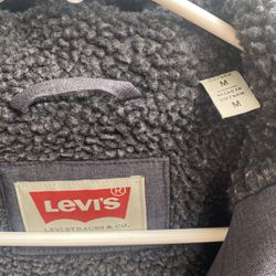 Levi’s Jacket Size Medium 