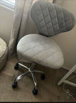 Grey desk chair