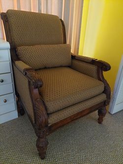 Bassett Accent Chair 