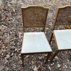 Lorraine Folding Chairs